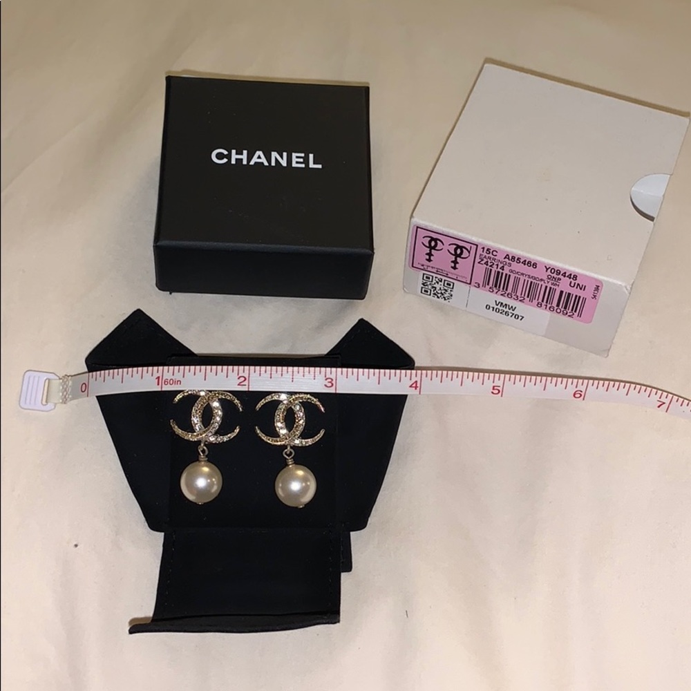 NWT Chanel Earrings - SOLD - Picture 3 of 3